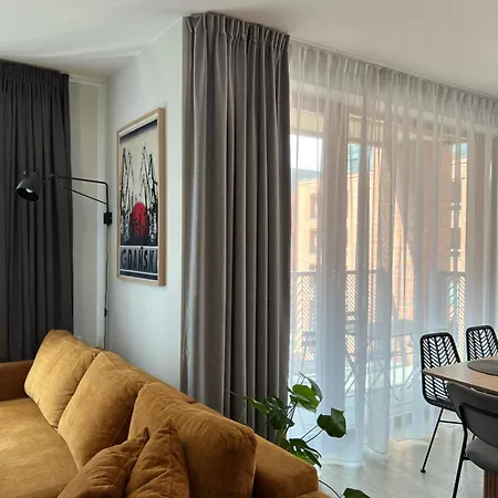 Lts Rent Luxury & Comfortable Lakowa Apartment *
