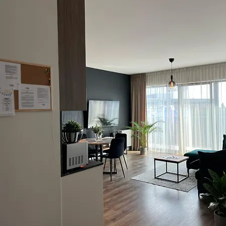 Lts Rent Luxury & Comfortable Lakowa Apartment *